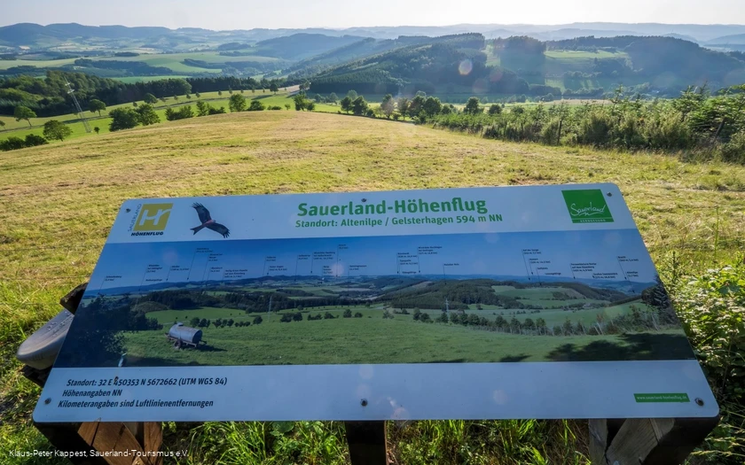 Panoramatafel am Sauerland-Höhenflug