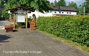 Original Wanderparkplatz TI Usseln Copyright Tourist-Information Willingen CC BY-SA.jpg