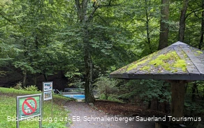 Tretbecken Kalte Schlade