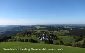Ausblick vom Schombergturm über Wildewiese