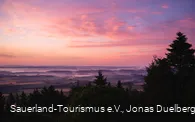 Sauerland-Hoehenflug bei Korbach