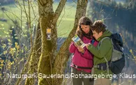 Wanderpaar kurz vor Windhausen