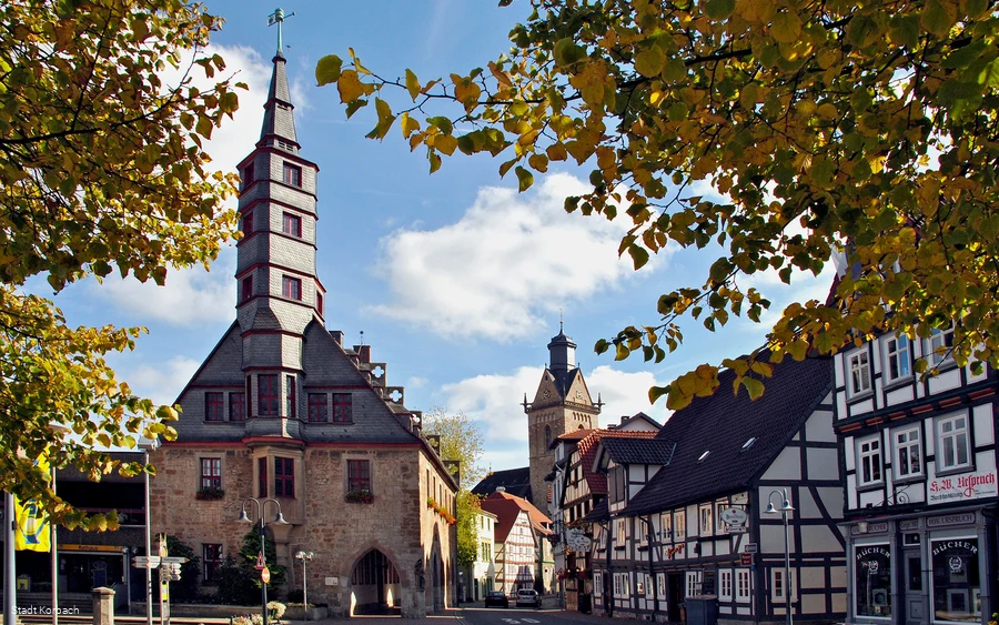Rathaus, Kilianskirche und Stechbahn
