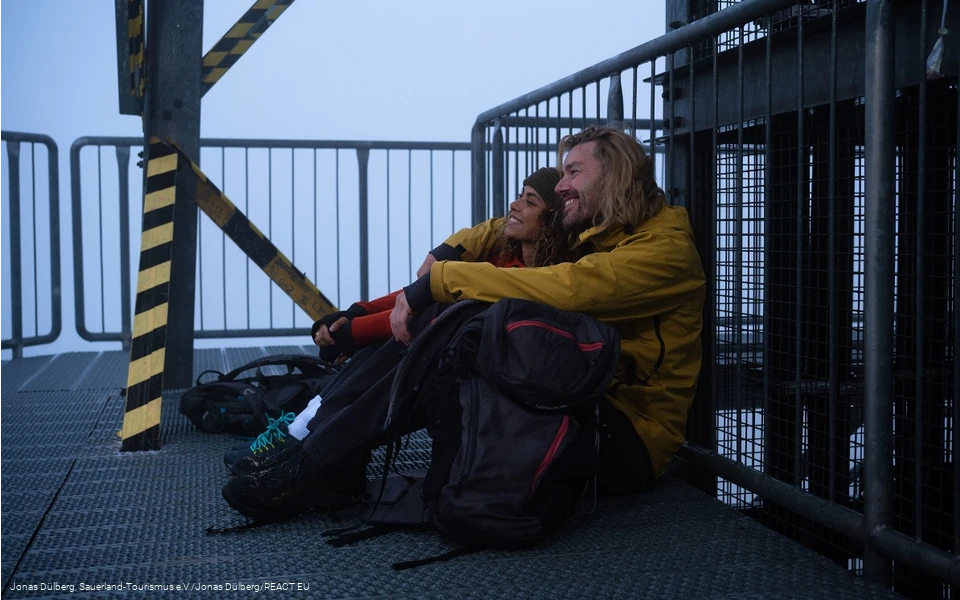Frühnebel auf dem Schombergturm