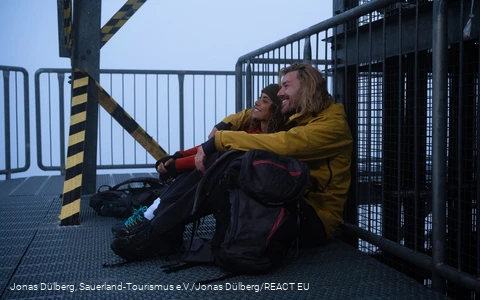 Frühnebel auf dem Schombergturm