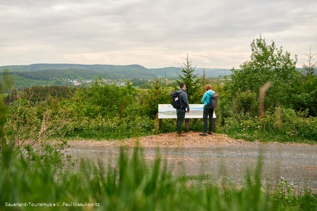 Oberhalb von Küstelberg auf dem Sauerland-Höhenflug