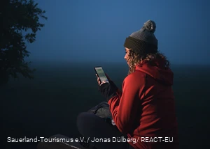 Wanderplanung in der Morgendämmerung