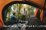 Blick aus dem Zelt auf einen Trekkingplatz
